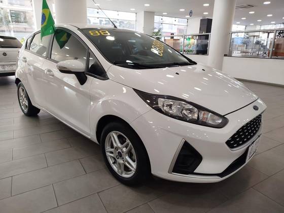 FORD FIESTA 1.6 TI-VCT FLEX SEL POWERSHIFT FORD FIESTA 1.6 TI-VCT FLEX SEL POWERSHIFT